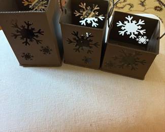 Snowflake Lantern Set