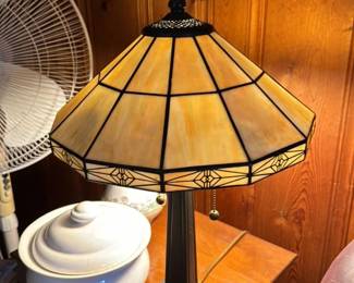 Tiffany Style Table Lamp