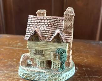 David Winter Cottage "Wine Merchant"