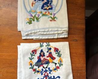 Vintage Embroidered Linen Napkins
