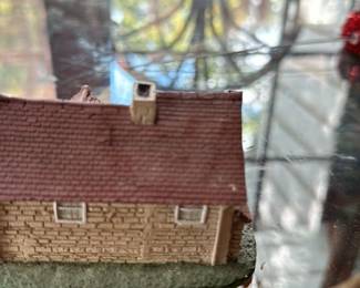 Dover Castles "Fox & Hounds" Miniature Building