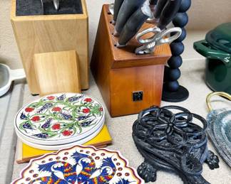 Turkish tiles, knife sets