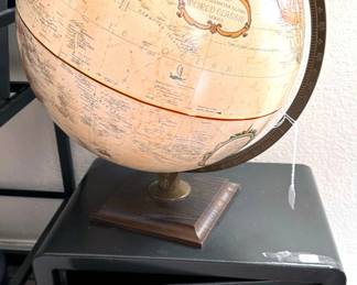 Globe