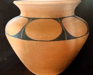 Ceramic pottery from Acoma, Laguna, Santa Ana, Santo Domingo, Taos