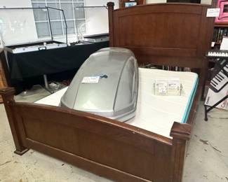 Queen Size Bed With Frame 