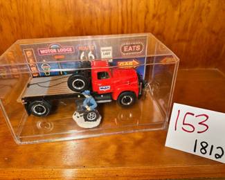 Mobil Toy Truck Art