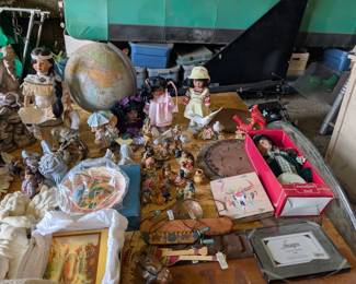 Porcelain dolls and misc decor