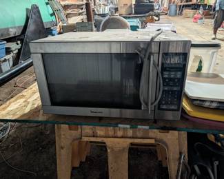 Microwave oven
