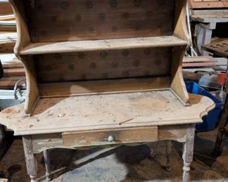 Antique desk/hutch