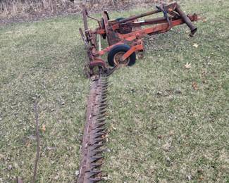 Sickle bar tractor implement