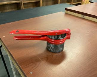 Metal Potato Ricer