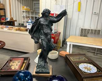 "La Grace" Sculpture Figurine
