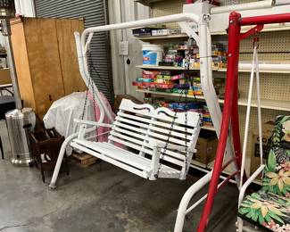 White Wooden Porch Swing w/Metal Stand