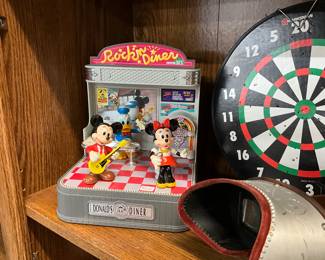 Disney's Rockin' Diner / Donald's Diner - Sound Activated Play-Along Show Toy