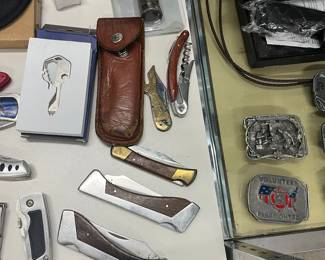 Pocket Knives - Knife w/Cork Screw