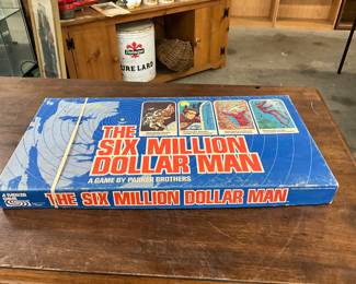 Parker Brothers "The Six Million Dollar Man: Bionic Crisis" Board Game 197'0's