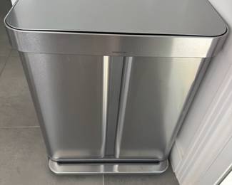 1 - Simplehuman 15.3 Gallon Rectangular Trash Can