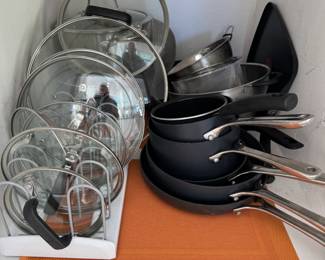 Misc Pots & Pans with lids