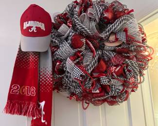 Alabama gear and wreath roll tide