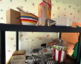 Dishware, Glassware, Ceramics, Pots & Pans, Crockpots, Kitchen Decor