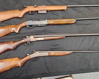 GUNS 