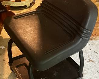 Craftsman mechanics seat