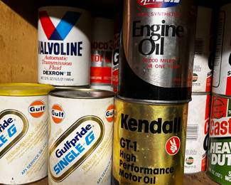 Vintage oil cans (full) NOS 