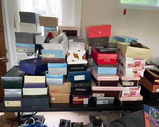 200 pairs of shoes size 8 to 9