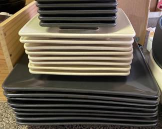 Asian style Gibson stoneware. Complete set