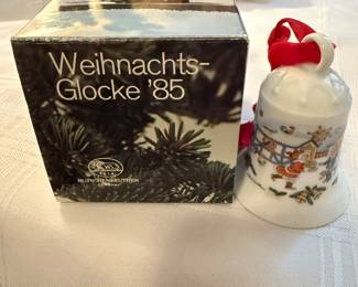 Vintage German Christmas bell, 1985