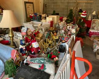 MORE CHRISTMAS 