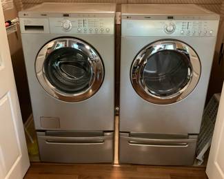 LG THOMM WASHER AND DRYER