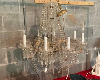 CRYSTAL CHANDELIER 