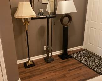 SELECTION OF FLOOR LAMPS