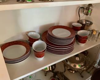 CHRIS MADDEN RED CHINA - 36 PIECES - SERVICE FOR 8 - VERY SIMILAR TO MAKASA