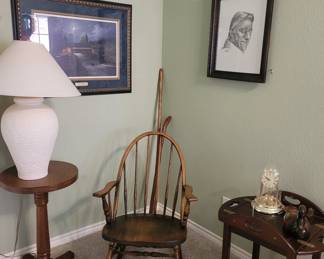 Rocking Chair, John Wayne!, tables