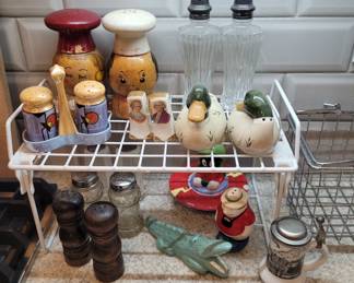 salt & pepper shakers