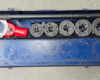 2518  Ratcheting Pipe Threader Kit 