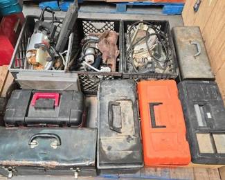 2654  Pallet of Power Tools  Tool Boxes 