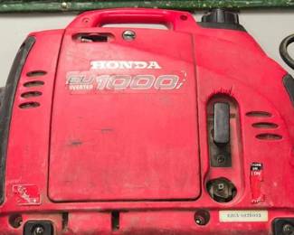 2096  Honda Imverter Generator 