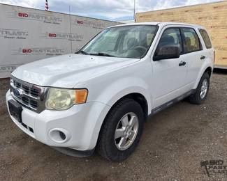 335  2011 Ford Escape 
