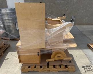 7008  Portable School Desks and Cubby 