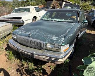 170  1994 Buick Park Avenue 