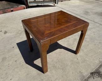 6504  End Table 
