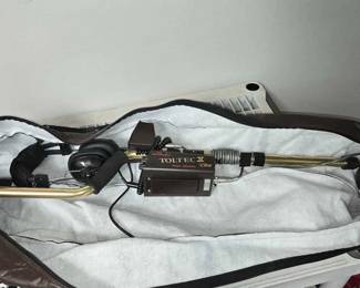 2116  Tesoro Toltec II Metal Detector 