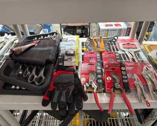 2184  NEW Craftsman, Milwaukee, Coast, GearWrench and Corona Tools 
