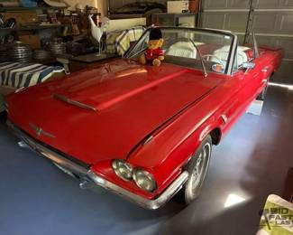 220  1965 Ford Thunderbird 