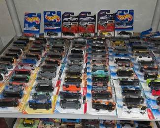 2410  99 Hot Wheel Die Cast Cars 