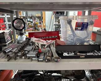 2250  Sockets, Wrenches, Ratchets, Torque Locks, Drill Bits 