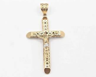 802  10k Gold Crucifix Cross Pendant, 7.1g 
